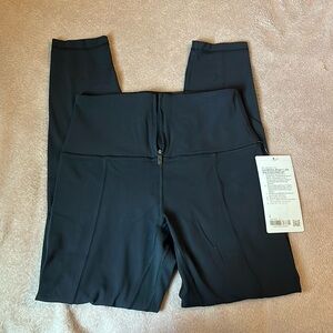 Lululemon NWT Legging Size 6